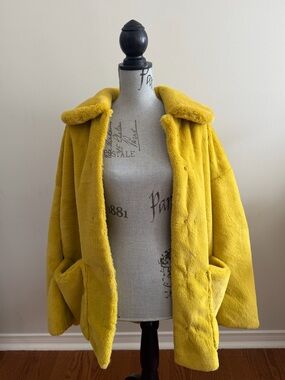 H&M Yellow Faux Fur Oversized Coat Size M